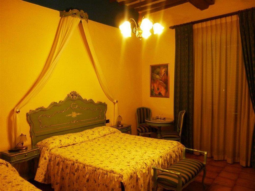 Hotel La Terrazza Di 2*